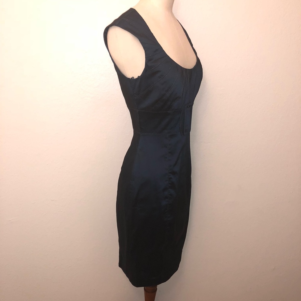 Cache Dress - Picture 4 of 5